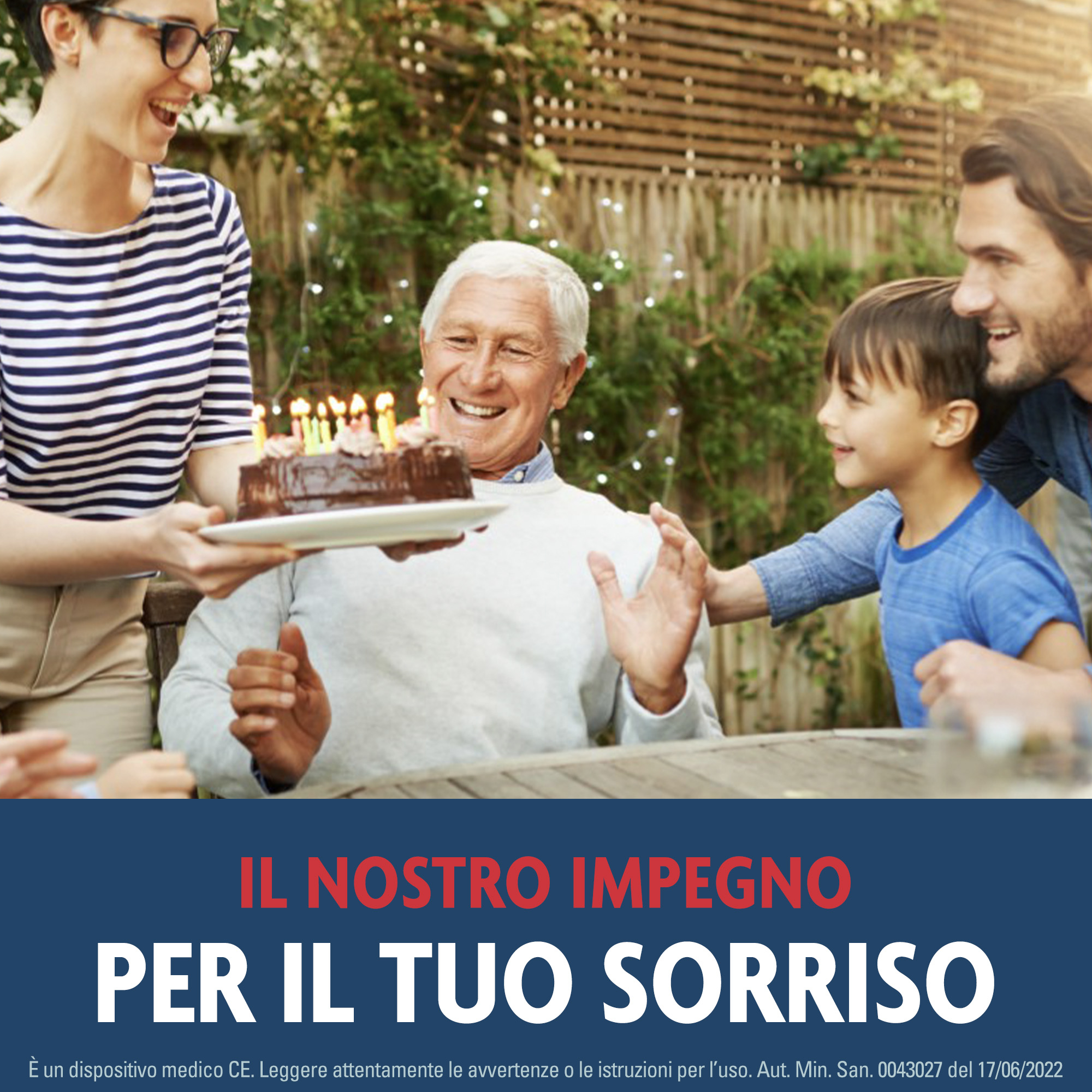 Algasiv Adesivo per Protesi Superiore 15 pezzi Algasiv Adesivo per Protesi Superiore 15 pezzi
