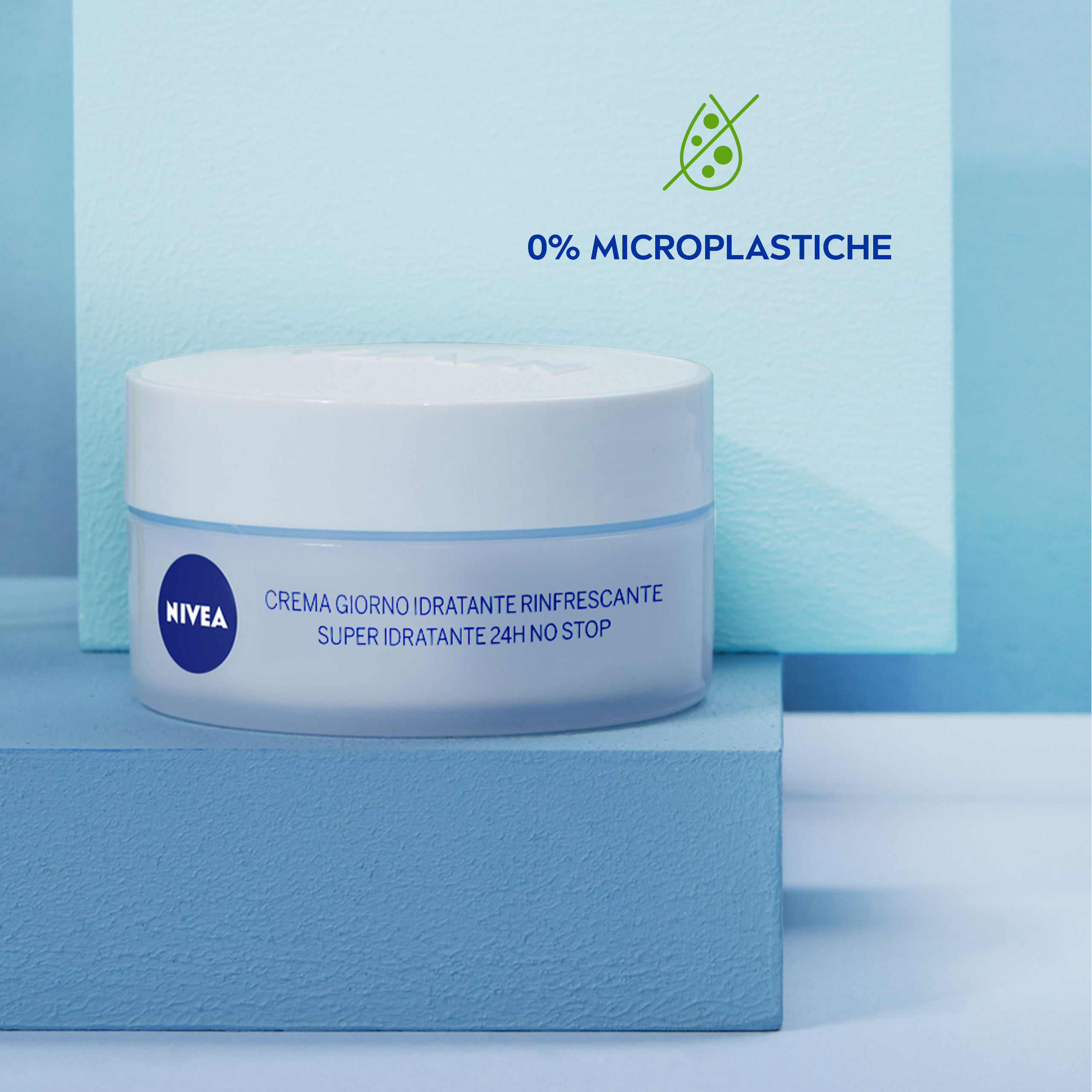 Nivea Crema Giorno Rinfrescante 24h Idratazione SPF15 50 ml, Crema viso idratante e rinfrescante
