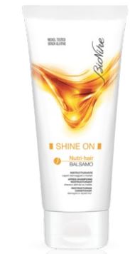 Bionike Shine On Balsamo Ristrutturante Capelli Colorati Trattati 200 ml Bionike Shine On Balsamo Ristrutturante Capelli Colorati Trattati 200 ml