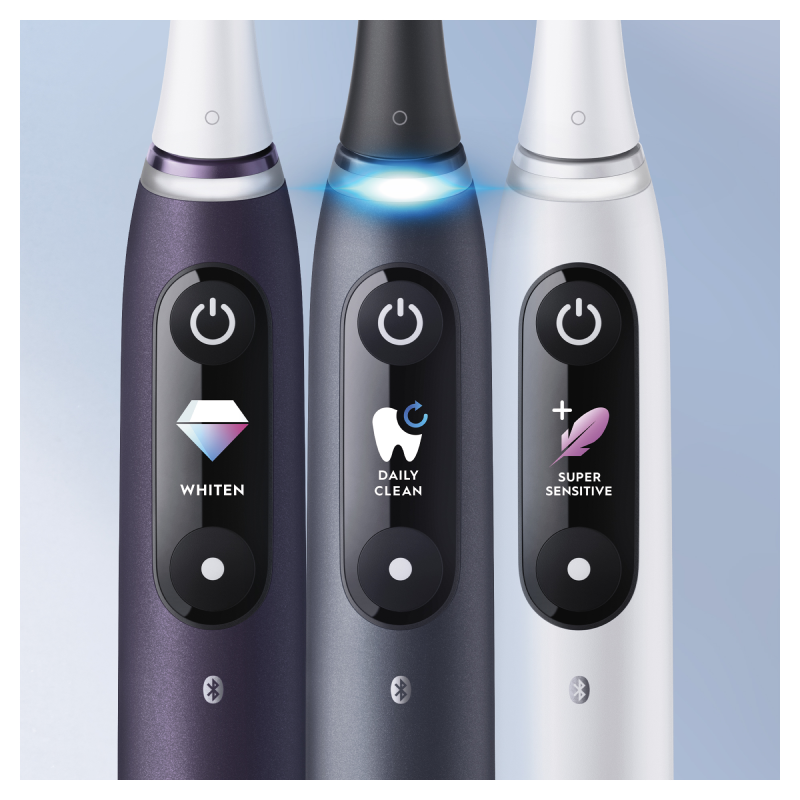 Oral-B iO - 8n - Spazzolino Elettrico Ricaricabile Nero con Tecnologia Magnetica Rivoluzionaria e Display a colori + Custodia da Viaggio Primium