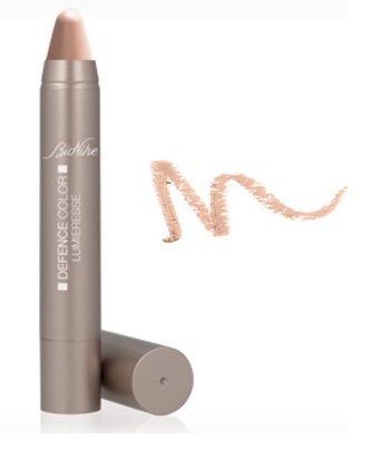 DEFENCE COLOR LUMIERESSE ILLUMINANTE UNIVERSALE DEFENCE COLOR LUMIERESSE ILLUMINANTE UNIVERSALE