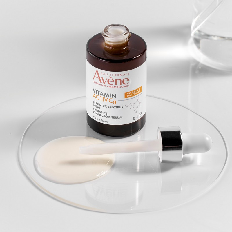 Eau Thermale Avène VITAMIN ACTIV Cg Siero Correttore Luminosità ANTI-ETA 30 ml Eau Thermale Avène VITAMIN ACTIV Cg Siero Correttore Luminosità ANTI-ETA 30 ml