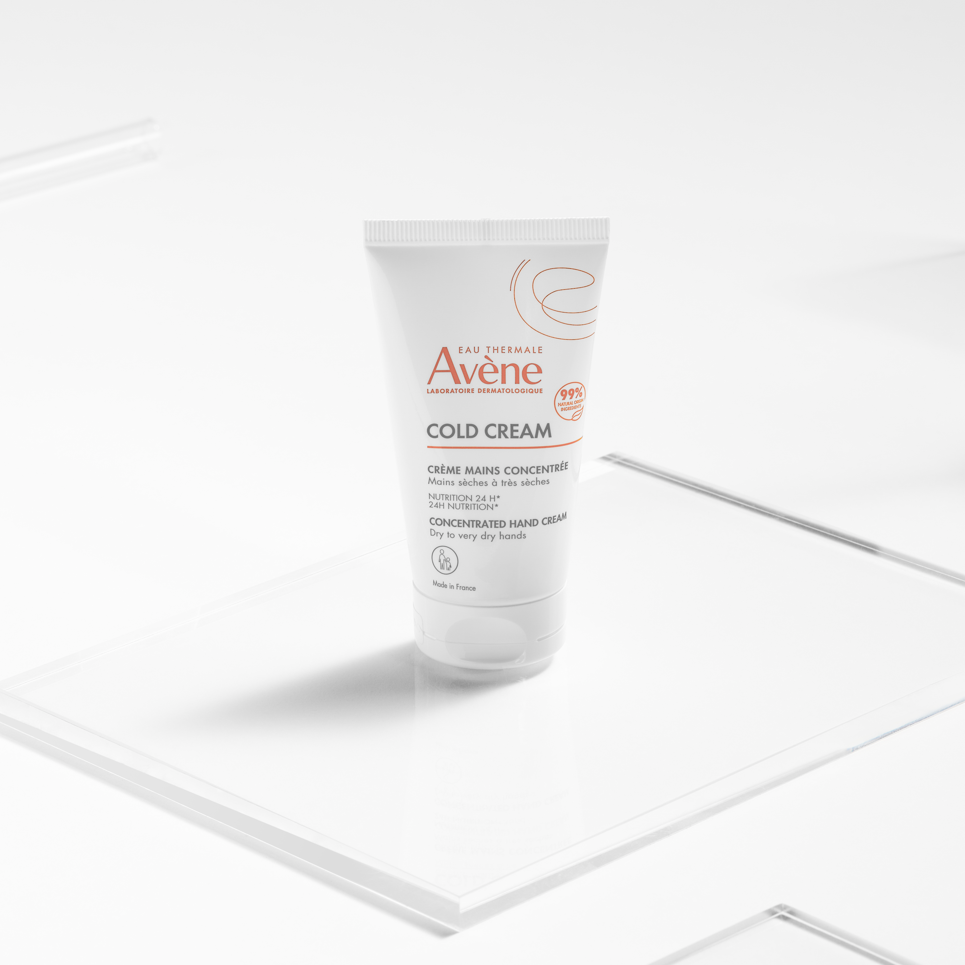 Eau Thermale Avène Cold Cream Crema Idratante Mani, Idrata e protegge, Pelle sensibile molto secca anche in condizioni di freddo, 50ml 