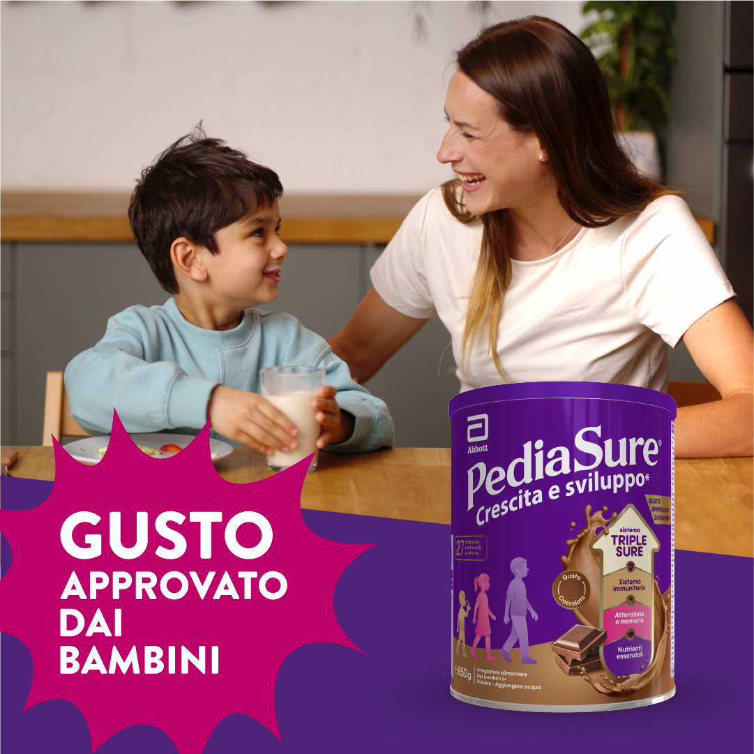 PediaSure Crescita E Sviluppo Gusto Cioccolato 850 g - Integratore Multivitaminico Per Bambini