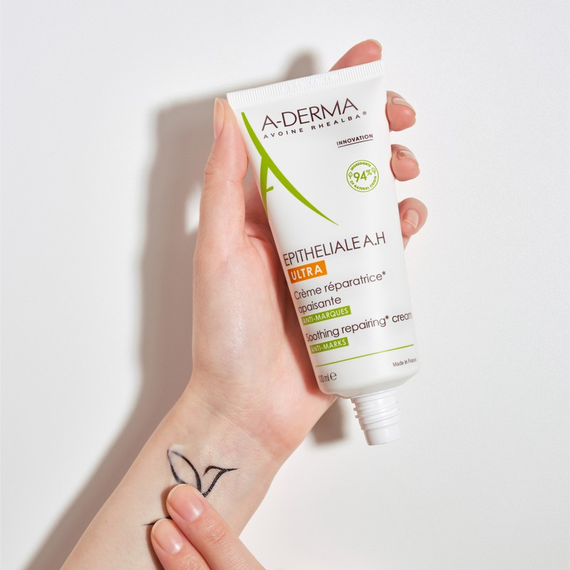 A-DERMA EPHITELIALE AH Crema Ristrutturante Lenitiva 100mL A-DERMA EPHITELIALE AH Crema Ristrutturante Lenitiva 100mL