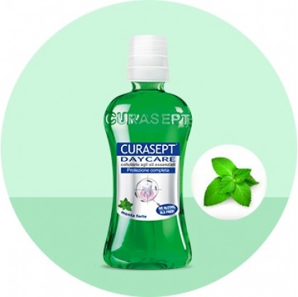 CURASEPT DAYCARE Collutorio Menta Forte 500 ml CURASEPT DAYCARE Collutorio Menta Forte 500 ml