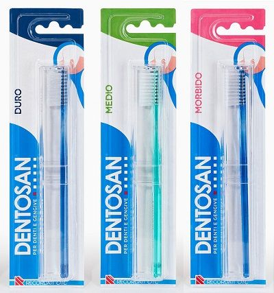 Dentosan Spazzolino Medio Antiplacca