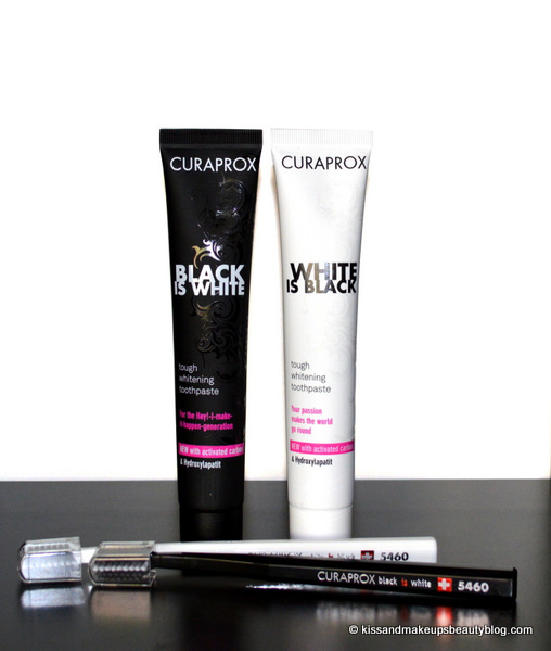 Curaprox White is Black Dentifricio 90 ml + Spazzolino 5460 Ultra Soft Curaprox White is Black Dentifricio 90 ml + Spazzolino 5460 Ultra Soft