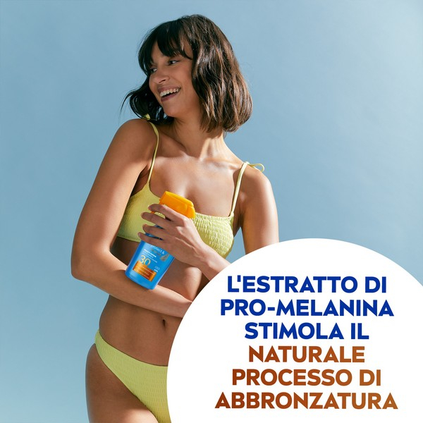 Nivea Sun Spray Solare Protect & Bronze FP30 270 ml, Crema solare 30 per un'abbronzatura dorata