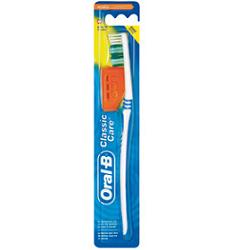 Oral B Classic Care - Spazzolino 40 M - 1 Pezzo Oral B Classic Care - Spazzolino 40 M - 1 Pezzo